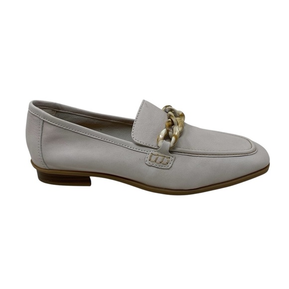 Clarks Women’s Sarafyna Iris Slip On Loafers White Leather - Picture 1 of 7